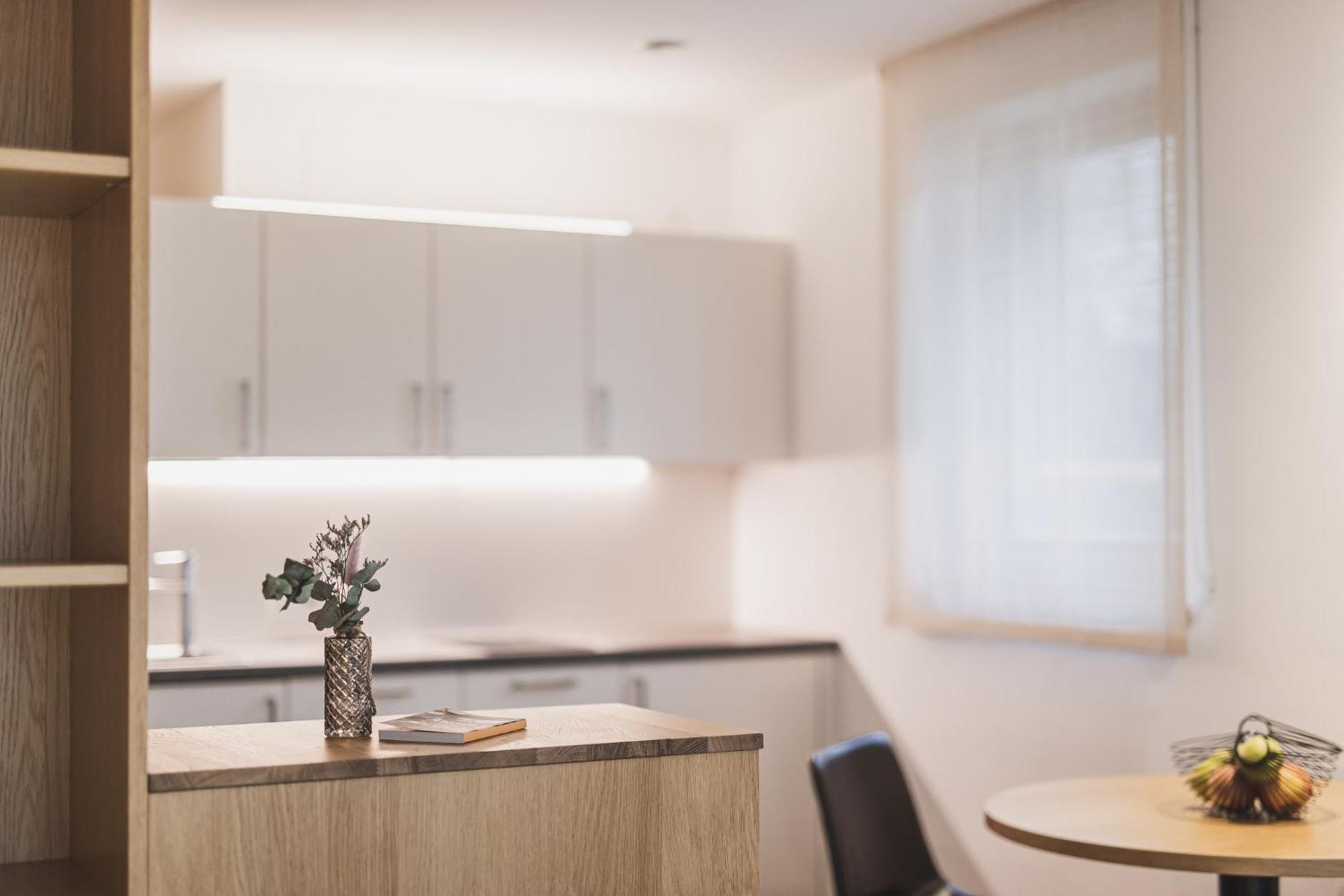 Residence Nives เบรสซาโนเน ภายนอก รูปภาพ